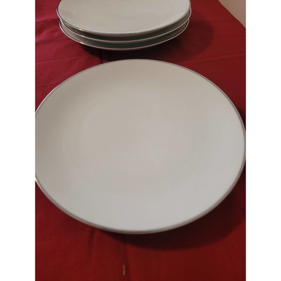 Rosenthal for Eastern Air Lines Salad Plates Plain White Platinum Germany - Picture 2 of 3